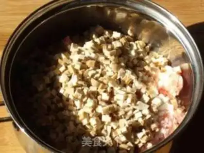 Make The meat bun step 1