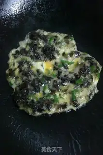 Make Cracker onion fried eggs step 3