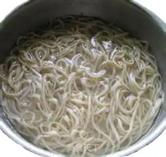 Make The yolk noodles step 1