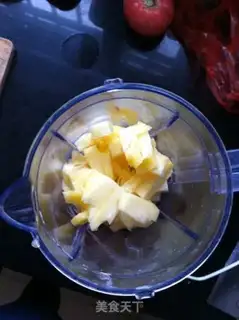 Make Fresh pineapple juice step 2