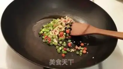 Make The peppers are fried step 3