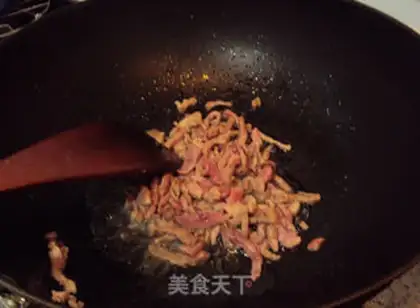 Make The veggie-head fried meat step 4