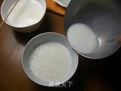 Make Cranberry milk steamed eggs step 4