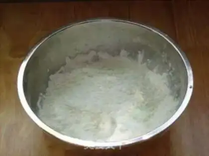 Make raisin yolks step 3