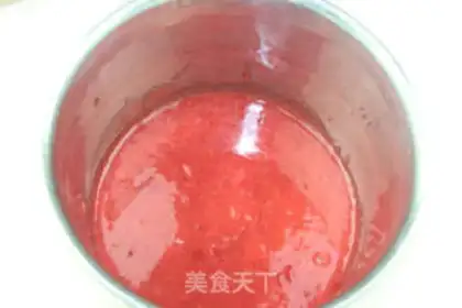 Make Eight-inch strawberry mousse cake step 3