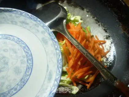 Make Round cabbage and hyena step 4