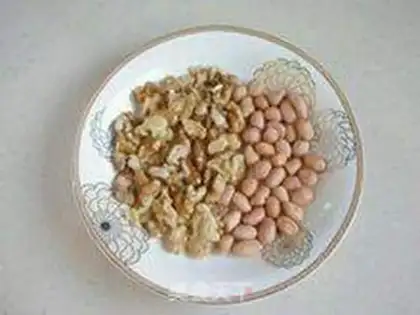 Make Peanut walnuts step 0