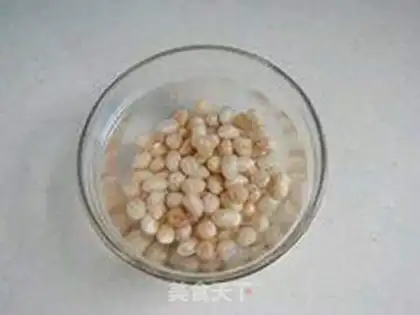 Make Peanut walnuts step 1
