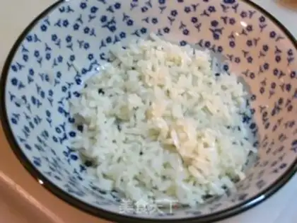 Make Crystal rice meatballs step 4