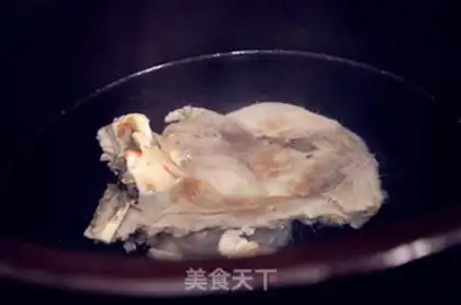 Make Milky bone soup step 4