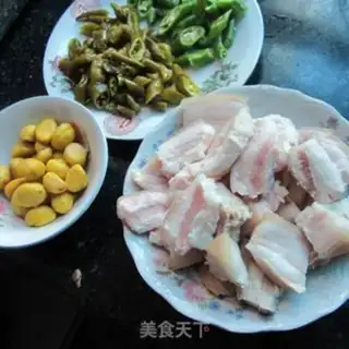 Make Sour spicy meat step 1