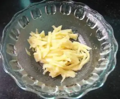 Make Cheese-cheese fried eggs step 2