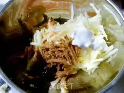 Make Double-smelt bean cake step 1