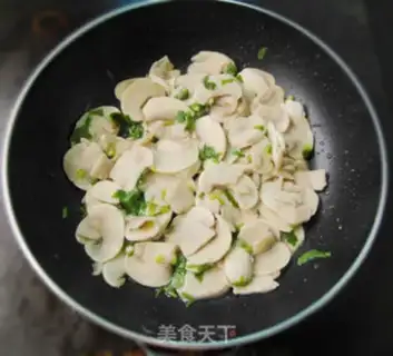 Make Cheese-cheese fried eggs step 5