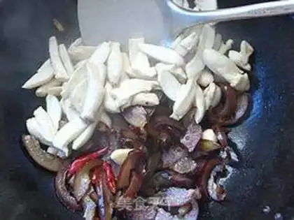 Make Scrambled the pig