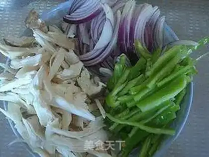 Make Onion abalone squirt step 1