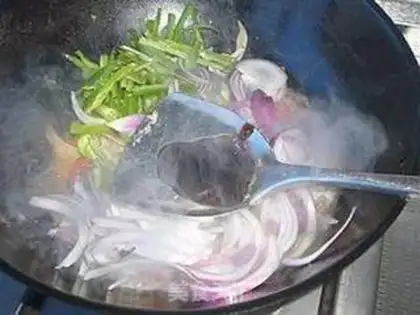 Make Onion abalone squirt step 7