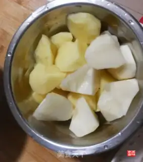 Make Big chicken with a belt step 2
