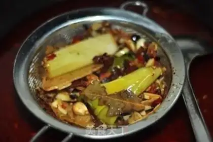 Make Spicy red soup pan step 8