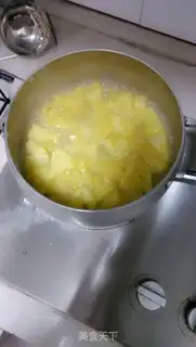 Make Pineapple can step 3