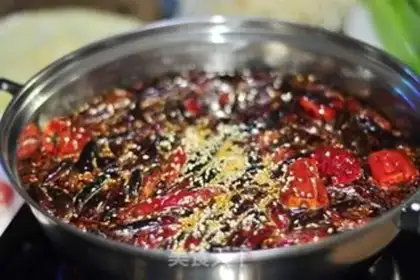 Make Spicy red soup pan step 10