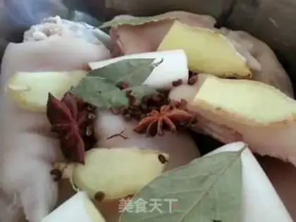 Make Soy, pig hoof step 3