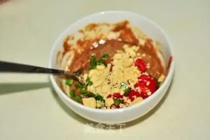 Make Spicy red soup pan step 11
