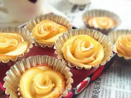 Make Apple Rose step 8