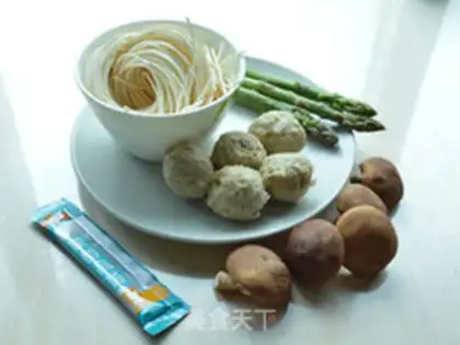 Make Chicken noodles step 0