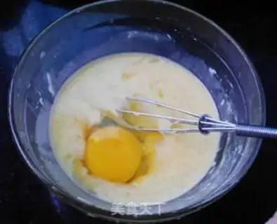 Make Sausage egg rolls step 4
