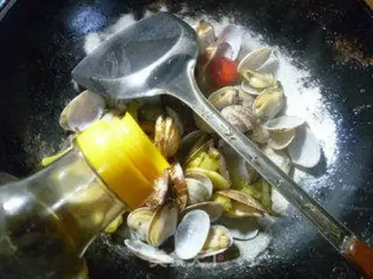 Make Pepper clams step 7