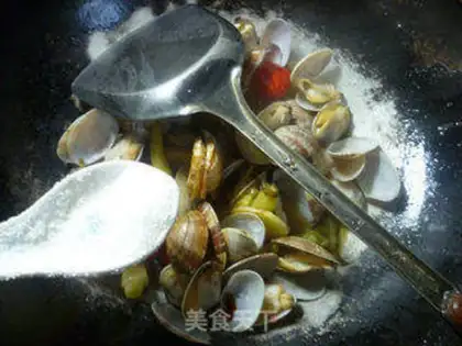 Make Pepper clams step 8