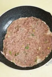 Make Onion fragrance shrimp eggcake step 5
