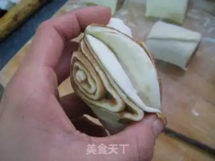 Make Sofa rolls step 6