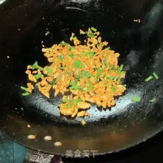 Make radish fried eggs step 5