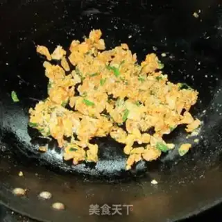 Make radish fried eggs step 8