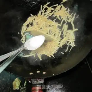 Make Watermelons fried eggs step 3