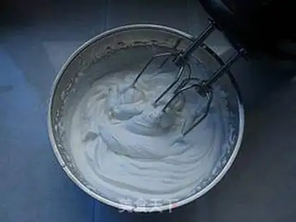 Make Cream salad step 1
