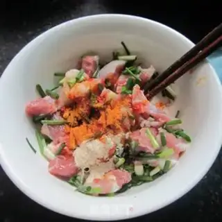 Make Red-tree pork rice step 1