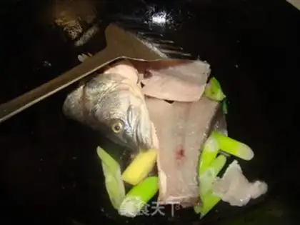 Make Sour chicken liver step 1