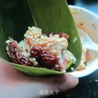 Make Red-tree pork rice step 7