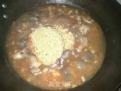Make Tomato egg noodles step 4