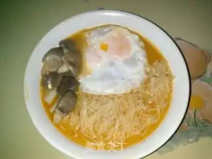 Make Tomato egg noodles step 5
