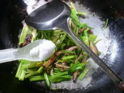 Make Fry mushrooms step 7