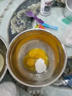 Make Strawberry cream cake step 5