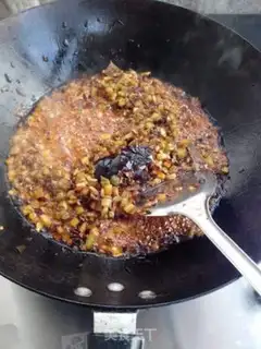 Make New Orleans mushroom sauce step 5