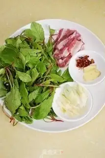Make Five flowers and radish step 0