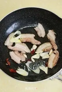 Make Five flowers and radish step 2