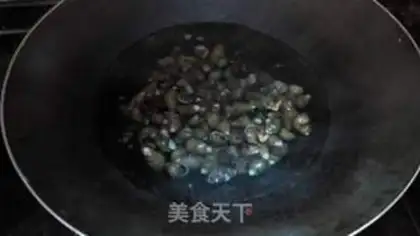 Make Spicy spicy snails step 1