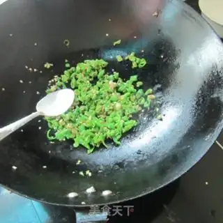 Make Cream curry eggs step 4
